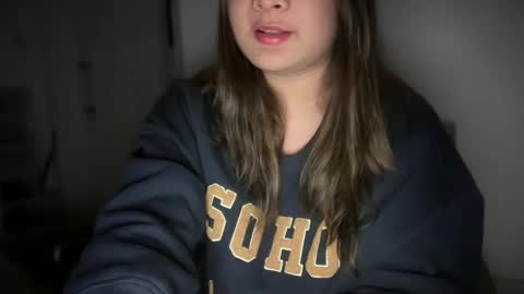 Aria online show from December 19, 2024, 3:52 pm