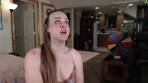 ladyboyhomemaker online show from February 19, 2025, 8:55 am