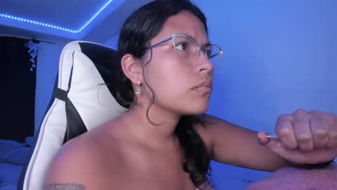 Snapshot of ladybrown_16 chatting on January 16, 2025, 4:38 am  Lady  online show from January 16, 2025, 4:38 am