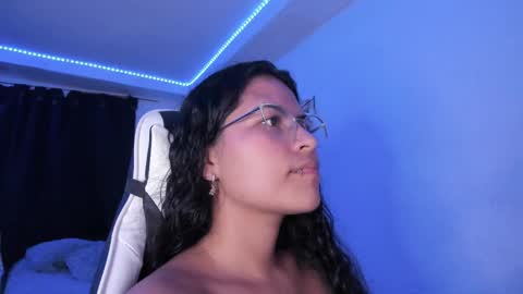 Snapshot of ladybrown_16 chatting on January 21, 2025, 6:11 am  Lady  online show from January 21, 2025, 6:11 am