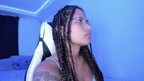 Snapshot of ladybrown_16 chatting on February 5, 2025, 6:13 am  Lady  online show from February 5, 2025, 6:13 am