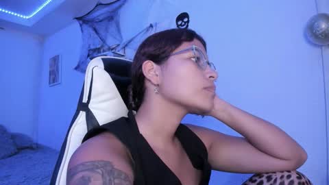 Snapshot of ladybrown_16 chatting on October 9, 2025, 2:42 am  Lady  online show from October 9, 2025, 2:42 am
