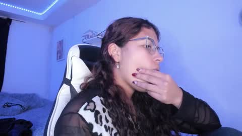 Snapshot of ladybrown_16 chatting on November 2, 2025, 3:53 am Lady online show from November 2, 2025, 3:53 am