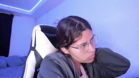 Snapshot of ladybrown_16 chatting on November 7, 2025, 5:51 am Lady online show from November 7, 2025, 5:51 am