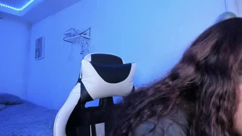 Snapshot of ladybrown_16 chatting on November 28, 2025, 4:48 am Lady online show from November 28, 2025, 4:48 am