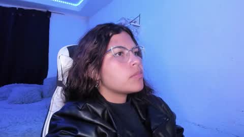 Snapshot of ladybrown_16 chatting on December 21, 2025, 3:57 am Lady online show from December 21, 2025, 3:57 am