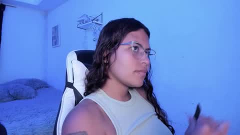 Snapshot of ladybrown_16 chatting on January 8, 2026, 2:47 am Lady online show from January 8, 2026, 2:47 am