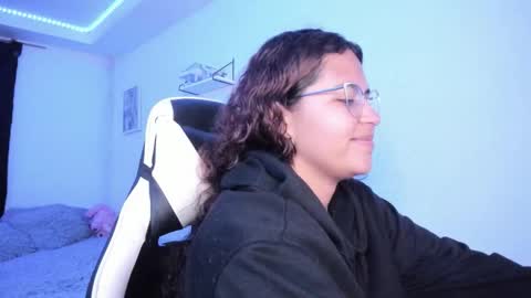 Snapshot of ladybrown_16 chatting on January 12, 2026, 12:27 am Lady online show from January 12, 2026, 12:27 am