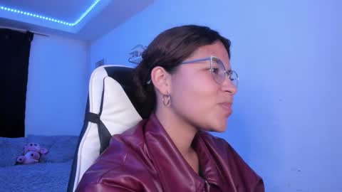 Snapshot of ladybrown_16 chatting on January 14, 2026, 3:12 am Lady online show from January 14, 2026, 3:12 am