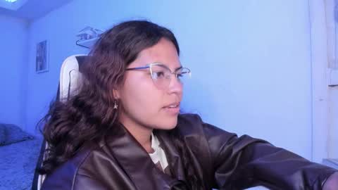 Snapshot of ladybrown_16 chatting on January 15, 2026, 4:50 am Lady online show from January 15, 2026, 4:50 am