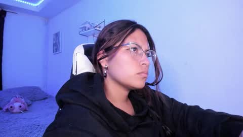 Snapshot of ladybrown_16 chatting on January 16, 2026, 2:26 am Lady online show from January 16, 2026, 2:26 am