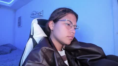 Snapshot of ladybrown_16 chatting on February 13, 2026, 2:40 am Lady online show from February 13, 2026, 2:40 am