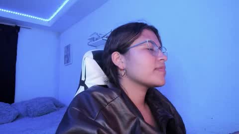 Snapshot of ladybrown_16 chatting on February 18, 2026, 5:25 am Lady online show from February 18, 2026, 5:25 am