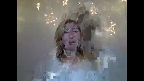 ladycharisma online show from April 18, 2026, 7:29 pm