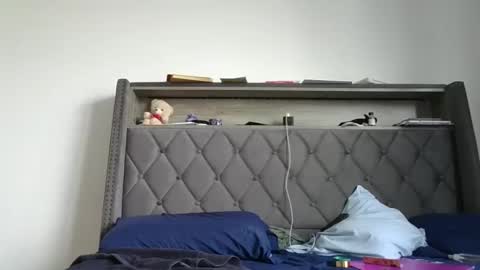 Stephanie online show from February 19, 2025, 7:48 pm