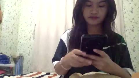 ladypetite11 online show from February 27, 2026, 2:00 am