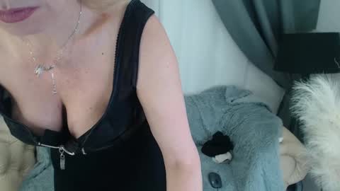 Snapshot of ladysexyx chatting on March 7, 2025, 3:39 pm ladysexyx online show from March 7, 2025, 3:39 pm