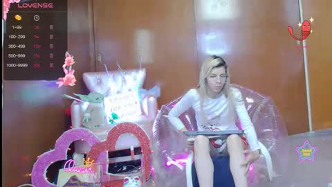 Snapshot of laflakita21 chatting on February 26, 2026, 12:20 am Skinnygirl online show from February 26, 2026, 12:20 am