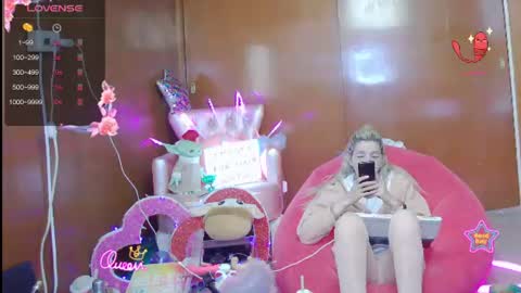 Skinnygirl online show from June 13, 2026, 11:35 pm