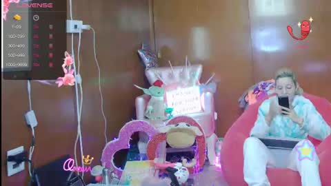 Skinnygirl online show from June 18, 2026, 12:55 am
