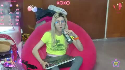Skinnygirl online show from July 31, 2026, 1:49 am