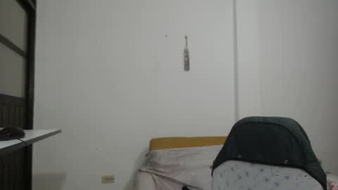 Snapshot of lahurent_weed420 chatting on September 29, 2025, 4:56 pm  paola and a guest lol    online show from September 29, 2025, 4:56 pm