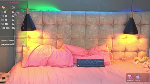    online show from December 4, 2024, 6:39 pm
