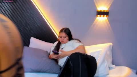    online show from April 14, 2026, 12:27 am