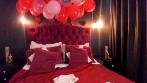 Snapshot of laia_jonees chatting on February 20, 2026, 11:54 am Laia online show from February 20, 2026, 11:54 am