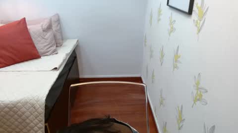 Snapshot of laia_white chatting on February 6, 2026, 11:13 am Im Leia online show from February 6, 2026, 11:13 am