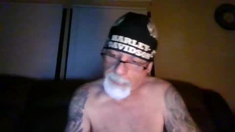 laidbackluxury online show from June 5, 2026, 6:52 am