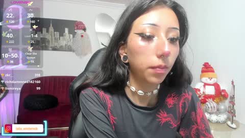 Snapshot of laila_angel chatting on December 8, 2024, 10:57 pm laila_angel online show from December 8, 2024, 10:57 pm