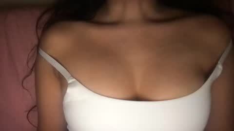 Laila Yousef online show from December 5, 2024, 12:52 am