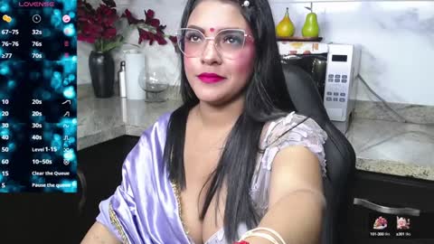 Snapshot of lakshmirani617378 chatting on January 31, 2025, 2:37 am Laskhmirani online show from January 31, 2025, 2:37 am