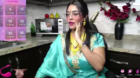 Snapshot of lakshmirani617378 chatting on February 26, 2025, 6:21 pm Laskhmirani online show from February 26, 2025, 6:21 pm