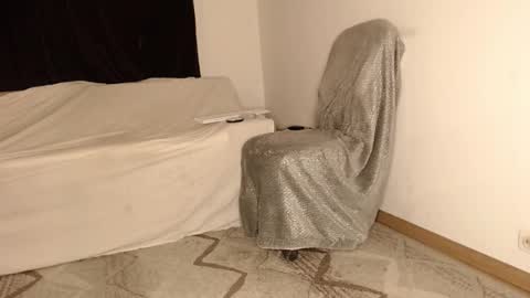 LalaMy online show from February 23, 2026, 4:37 pm