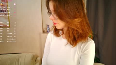 Julia online show from May 15, 2026, 8:27 pm