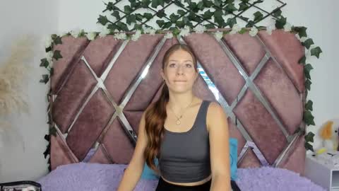 lalau online show from October 23, 2025, 8:29 pm