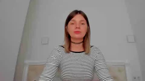 Lallie  online show from February 5, 2026, 3:27 pm