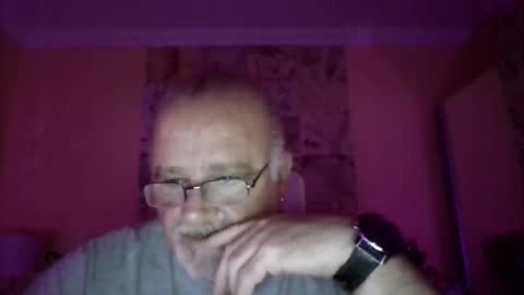 lamabama online show from November 15, 2025, 10:59 pm
