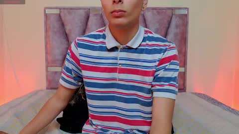 Lana online show from September 18, 2025, 10:39 am