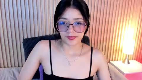 ... .          . ... online show from September 24, 2025, 1:03 pm