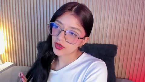 ... .          . ... online show from October 18, 2025, 2:29 pm