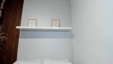 Lana     igauroraaaaaaaaa 1 online show from February 7, 2026, 11:08 pm