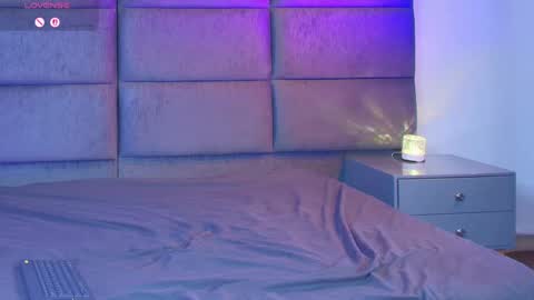 valentino moon online show from May 15, 2026, 2:18 am