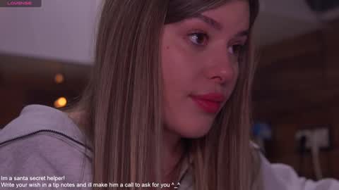 Snapshot of lana_rosy chatting on December 30, 2024, 4:09 am Alana online show from December 30, 2024, 4:09 am