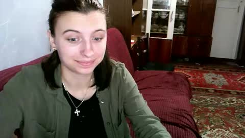 Lana online show from November 18, 2025, 9:03 am