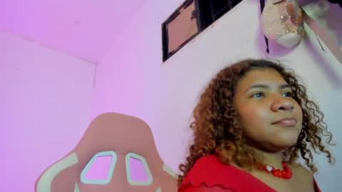 Snapshot of lanarouse1 chatting on June 25, 2026, 5:12 am Lana online show from June 25, 2026, 5:12 am