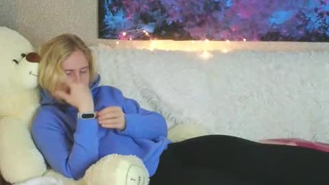 LanaviSmith online show from November 6, 2025, 6:03 am