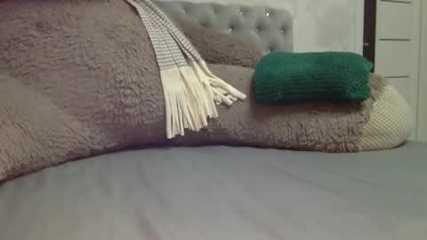 langoria online show from September 19, 2025, 11:38 pm